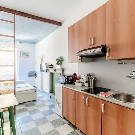 Apartment Tiny By Quokka 360 - Charming Lakeside In Carate Urio