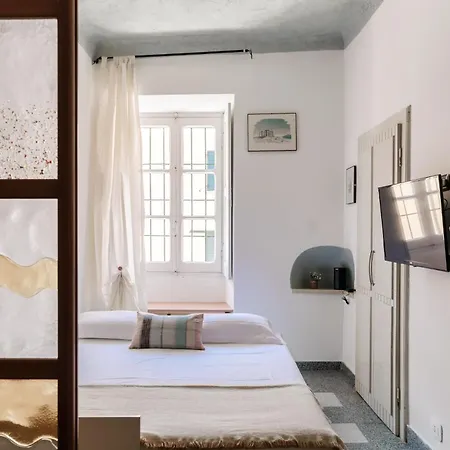 Apartment Tiny By Quokka 360 - Charming Lakeside In